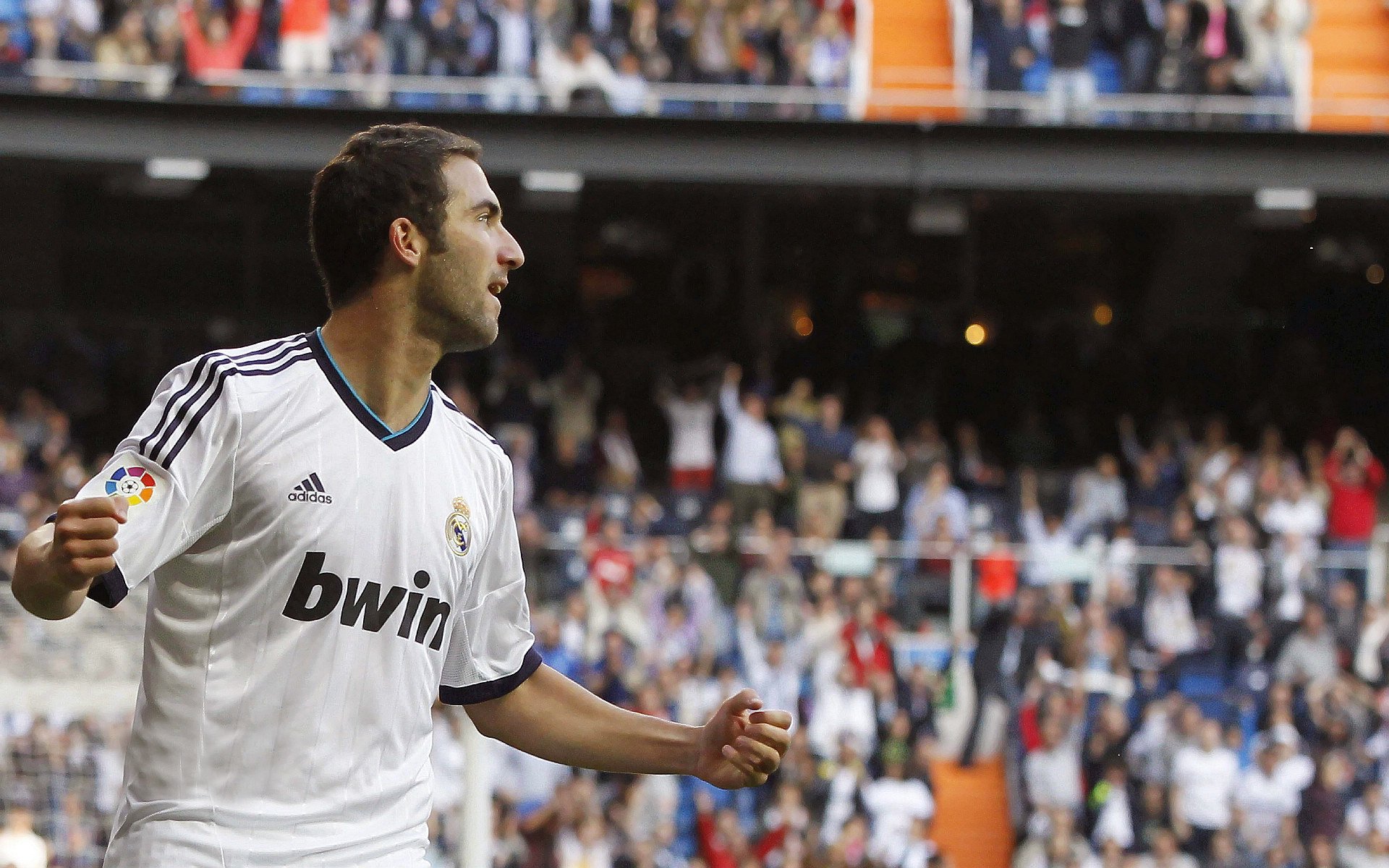 《FIFA》2025年度体育盛典,虚拟足球开启全新时代!,fifa best player 2020